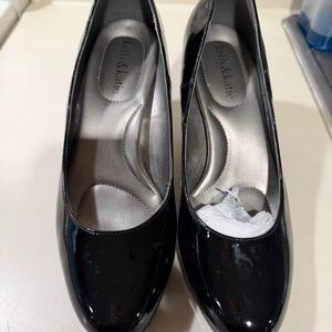 Kelly & Katie Black Patent Round-Toe Pumps